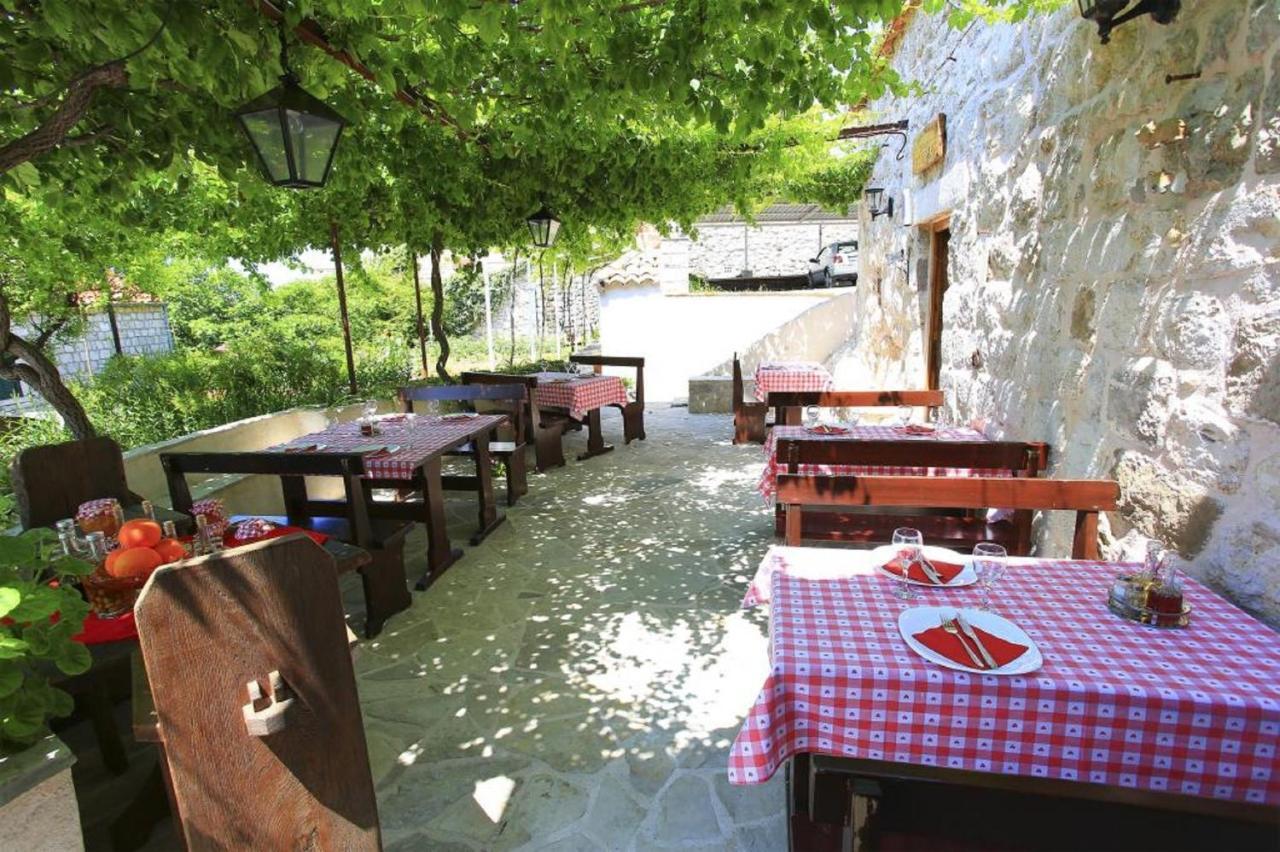 Apartment & Rooms Savonari Orasac Exterior photo